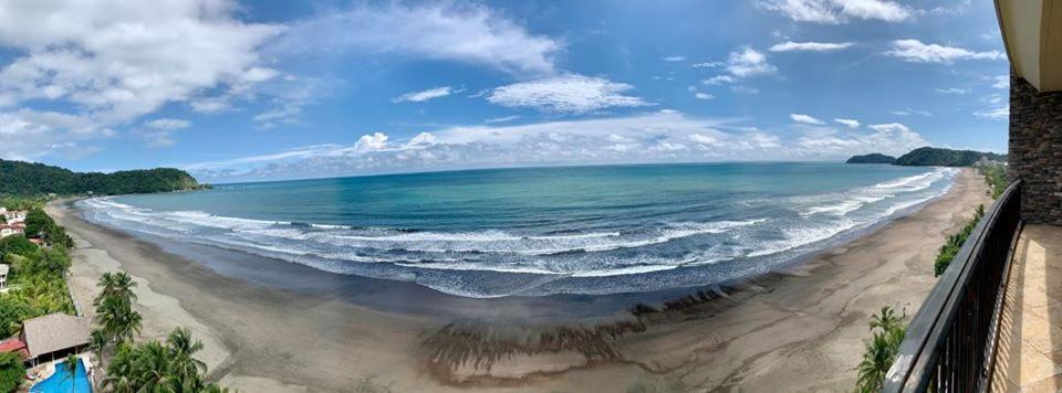 Secretjaco - Luxury Beach Front Penthouse With Pool & Jacuzzi Dış mekan fotoğraf